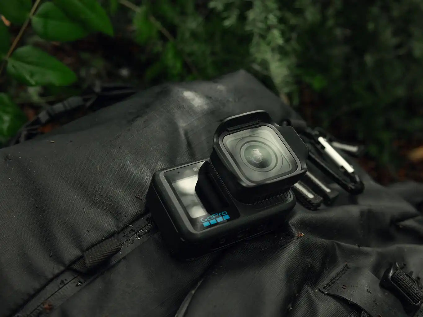 Protective Lens + Lens Hood Replacement